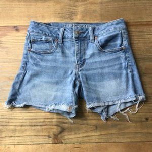 American Eagle Midi Shorts Distressed